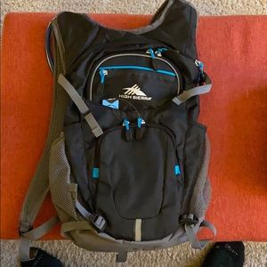 High Sierra 16L Hydration Pack - New